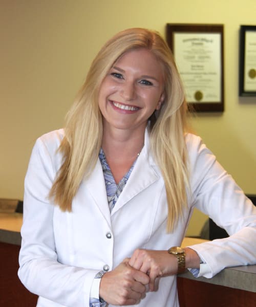 Dr. Alycia Klymkiw | Fort Richmond Dental Centre Dentist
